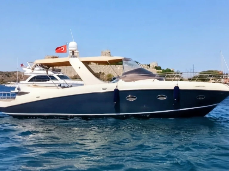 Motorboat for rent Fethiye at the best price