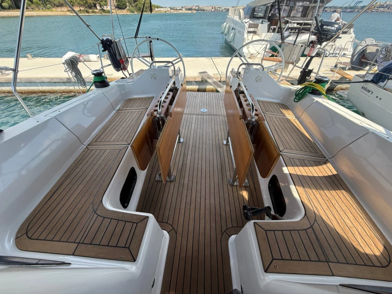 Elan Impression 45.1 in Pula on SamBoat