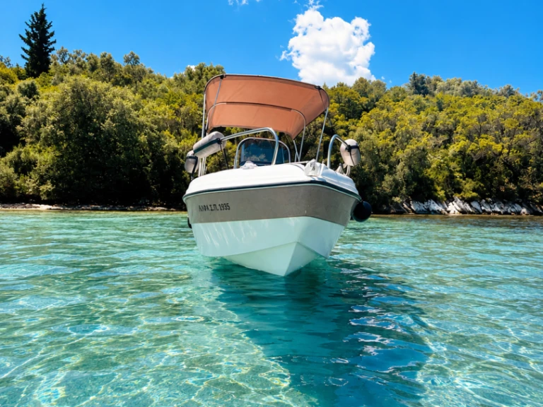 Boat rental Karel Paxos 170 in Perigiali on Samboat