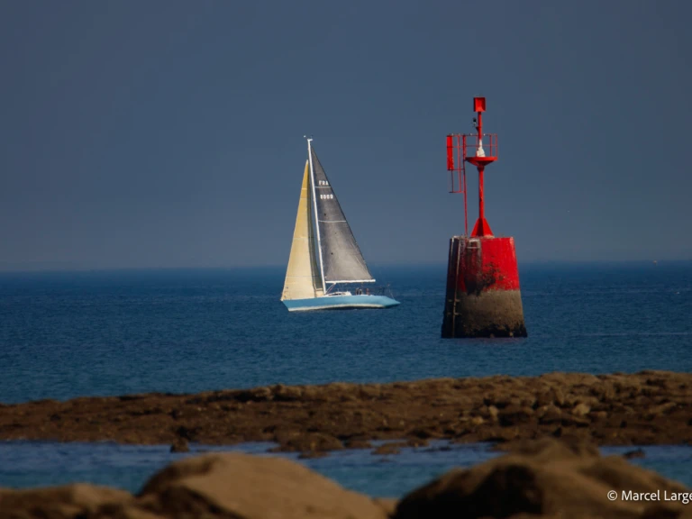 Yacht charter Loctudy cheap halftonner