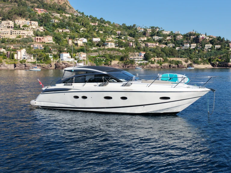 Rent a Princess Princess V42 Villeneuve-Loubet