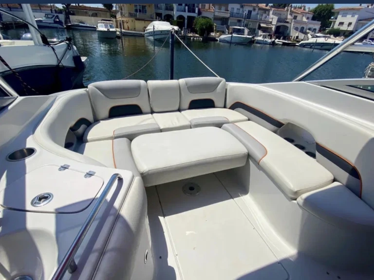 Crownline Crownline 270 BR charter bareboat or captained in  Empuriabrava