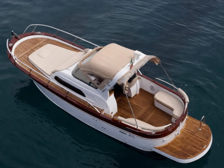 Yacht charter Positano cheap 8.50