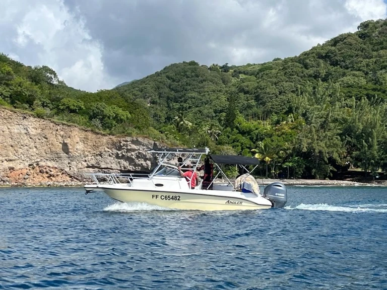 Motorboat rental in Le Gosier - Angler 2100 WA