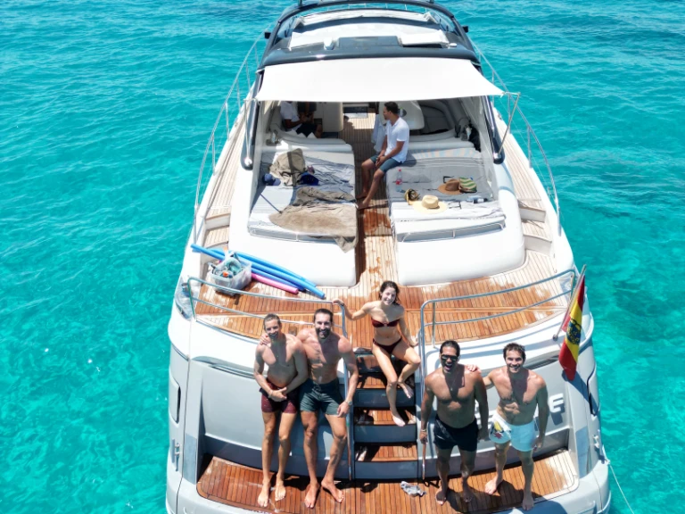 Princess V65 in Mahón on SamBoat
