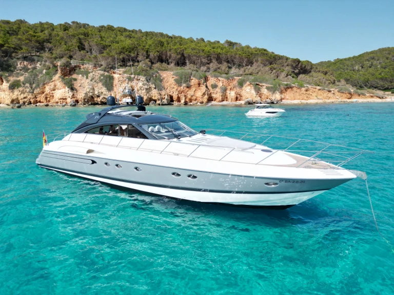 Luxury Yacht rental in Mahón - Princess V65