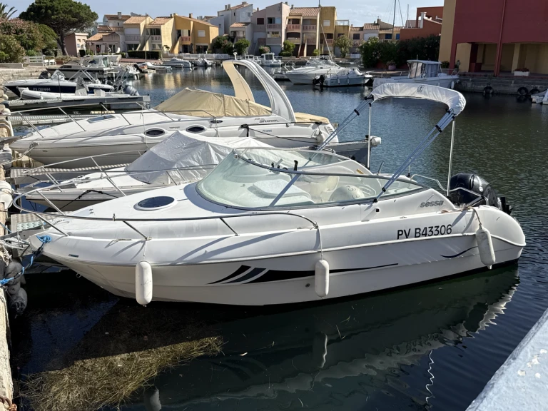 Rent a Sessa Marine Islamorada 21 France