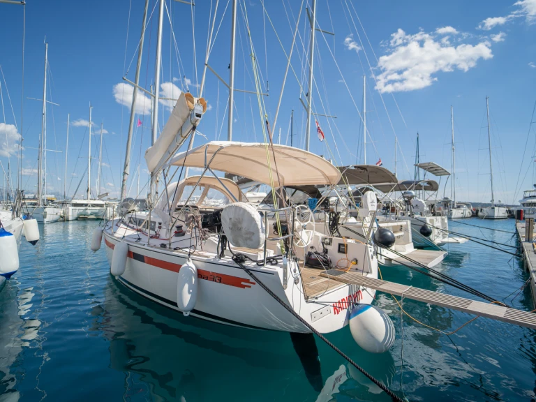 Rent a Salona Salona 38 Kaštela