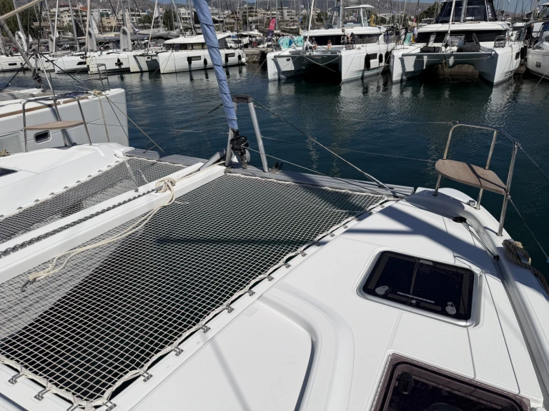 Yacht charter Alimos cheap Lagoon 38 - 3 + 2 cab.