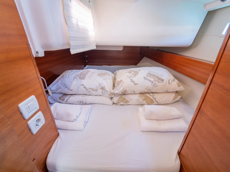 Sailboat rental with or without captain Salona Kaštela