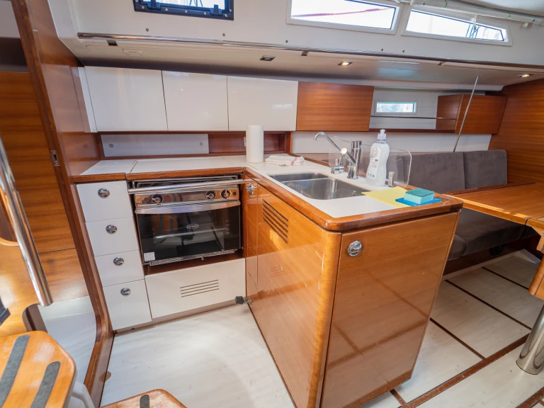 Bareboat Rental Sailboat Salona with a boat licence