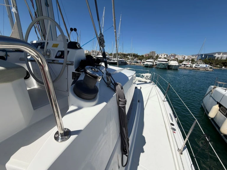 Boat rental Bali Bali 4.2 in Alimos on Samboat