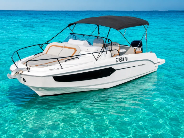 Bénéteau Flyer 8 SUNdeck in Sanary-sur-Mer on SamBoat