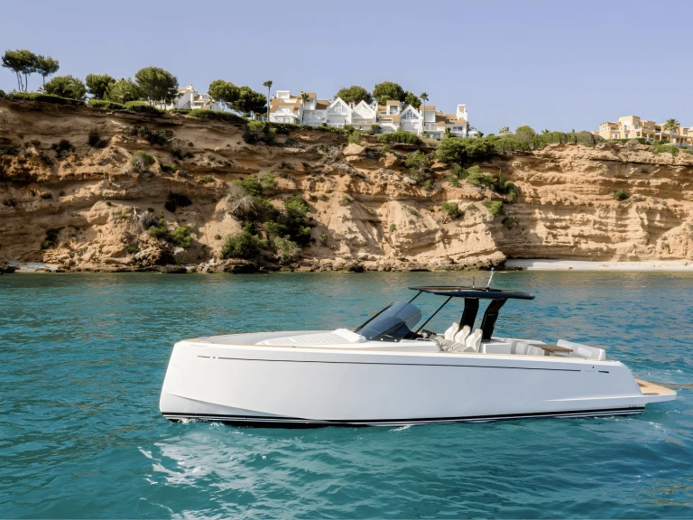 Motorboat for rent Glyfada at the best price