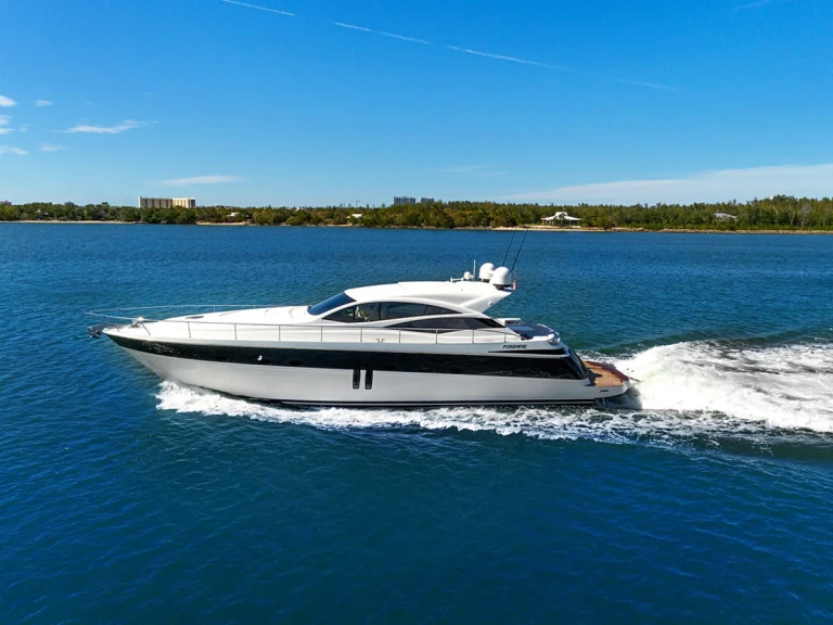 Luxury Yacht rental in Porto Cheli - Pershing Pershing 62