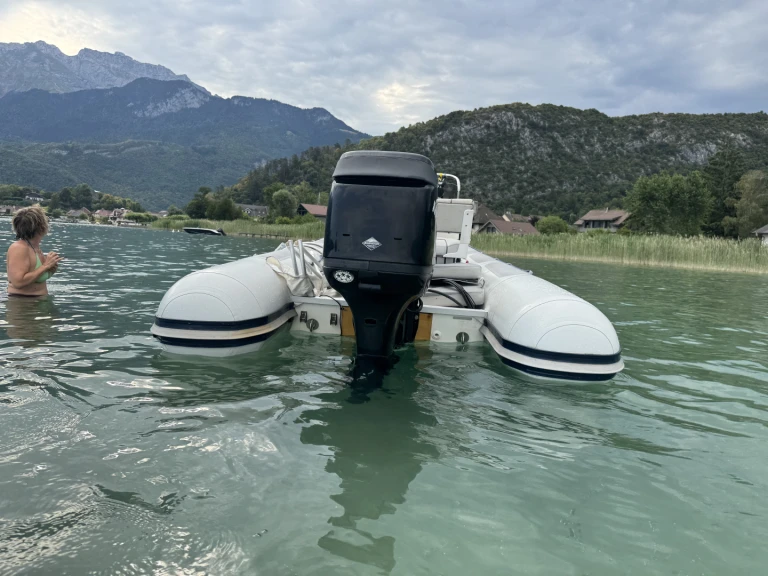 RIB rental in France - Valiant Valiant Vg 520