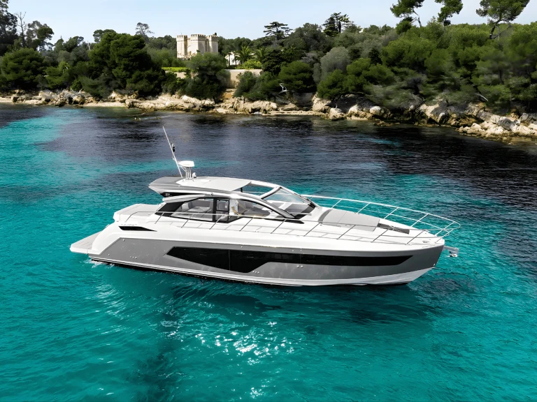 Azimut Azimut 51 in Palaio Faliro on SamBoat