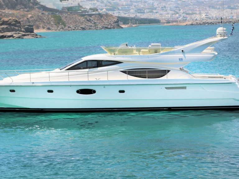Ferretti Ferretti 550 in Paros (Island) on SamBoat