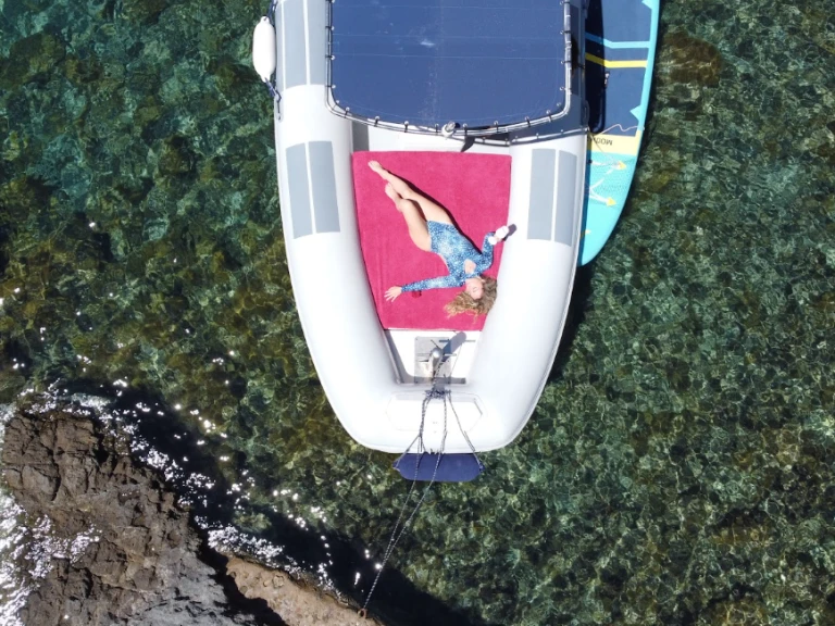 Boat rental Bwa Bwa 750 in Ponza on Samboat