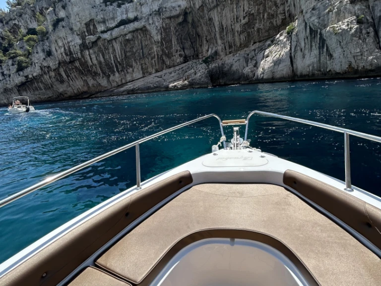 Bareboat Rental Motorboat Aquabat with a boat licence