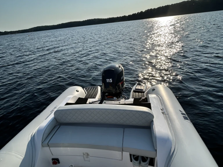 Bareboat Rental RIB Tiger with a boat licence