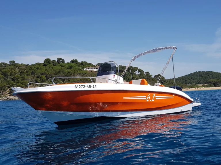 Bareboat Rental Motorboat Marine with a boat licence