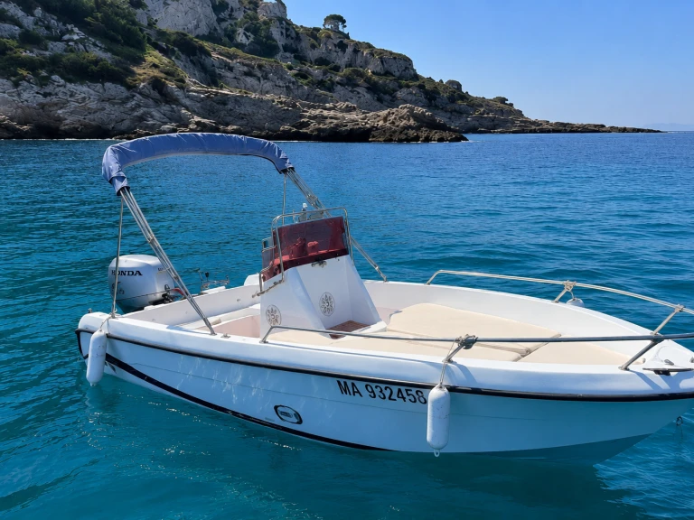 Motorboat rental with or without captain TA MARE Marseille