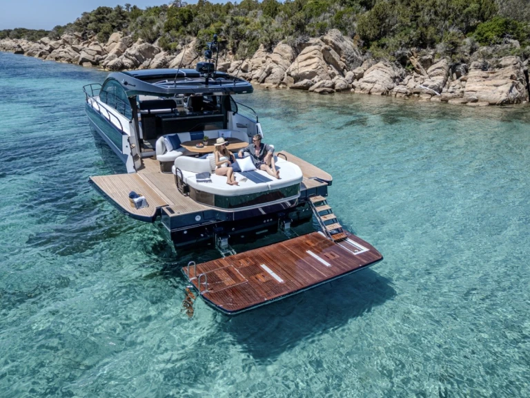 Luxury Yacht rental with or without captain Bénéteau Propriano