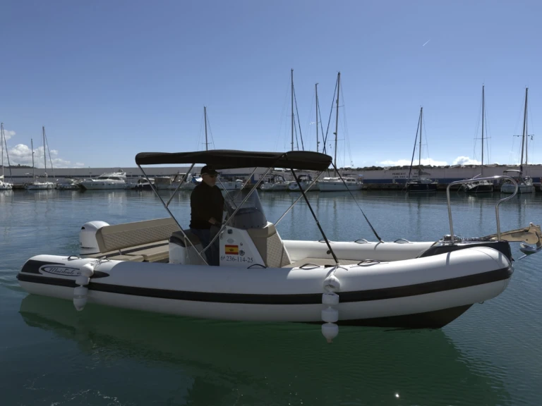 Yacht charter Port Balís cheap fun650