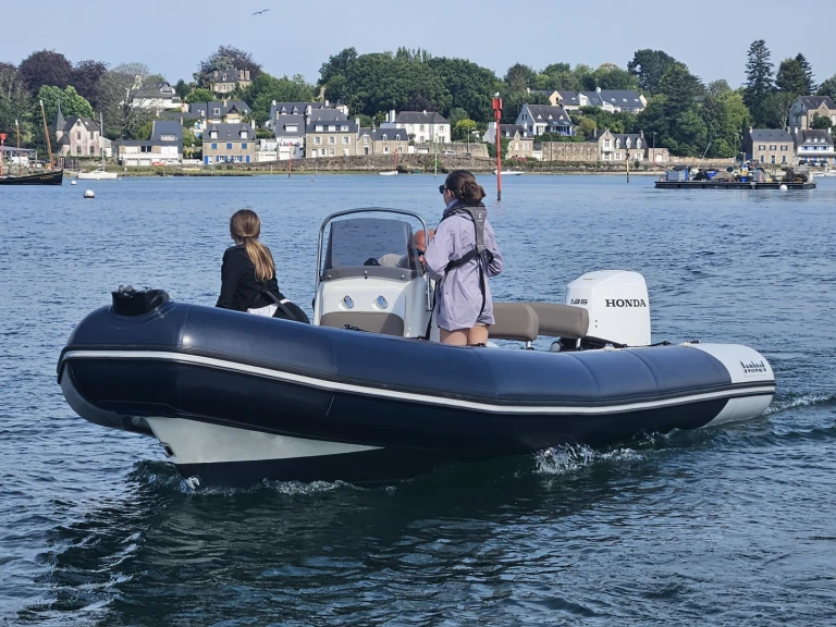 Rent a Zodiac Pro Open La Forêt-Fouesnant