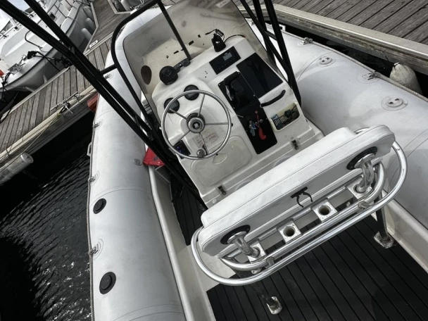 Yacht charter Saint-Cyprien cheap Pro 650