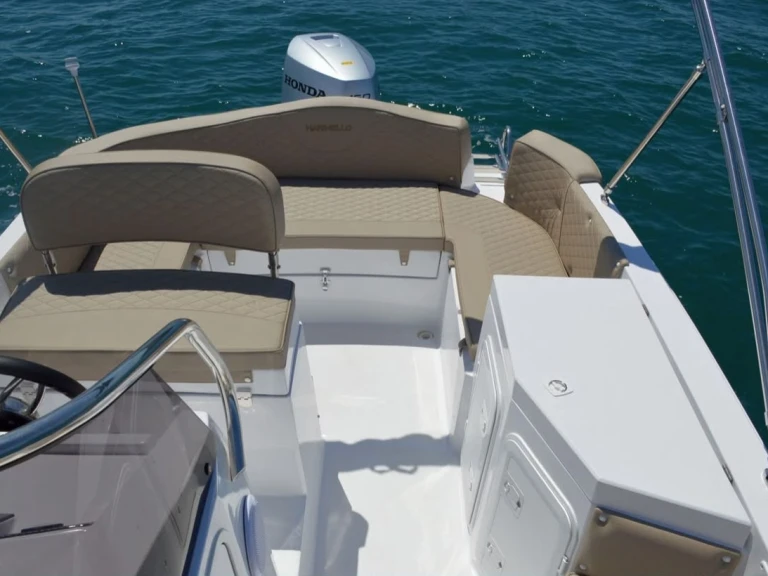 Yacht charter Kotor cheap Eden 22