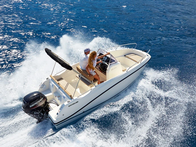 Rent a Quicksilver Activ 505 Open Carboneras