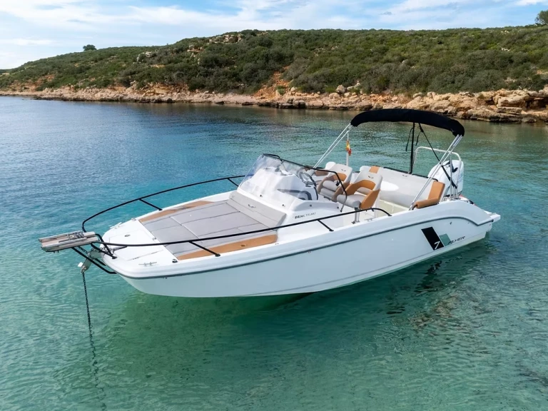 Bénéteau Flyer 7 SUNdeck charter bareboat or captained in  Mahón