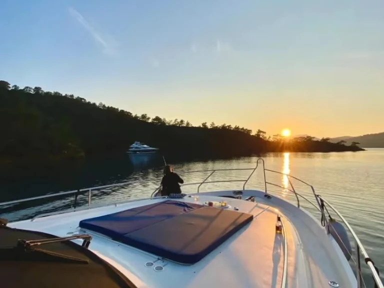 Motorboat rental with or without captain Custom Made Göcek