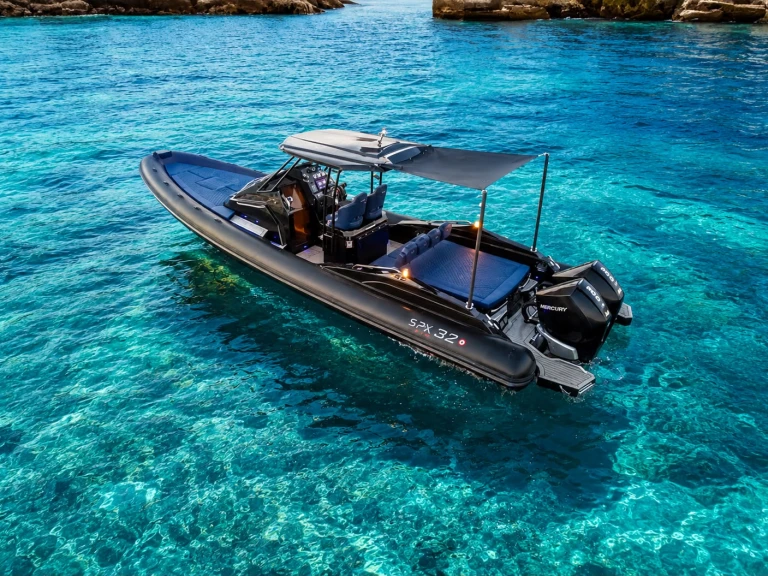 Bareboat Rental Motorboat Spx with a boat licence