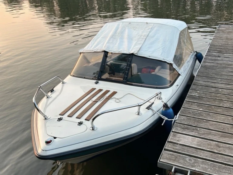 Fiberline 148 SE in Kreisfreie Stadt Wolfsburg on SamBoat