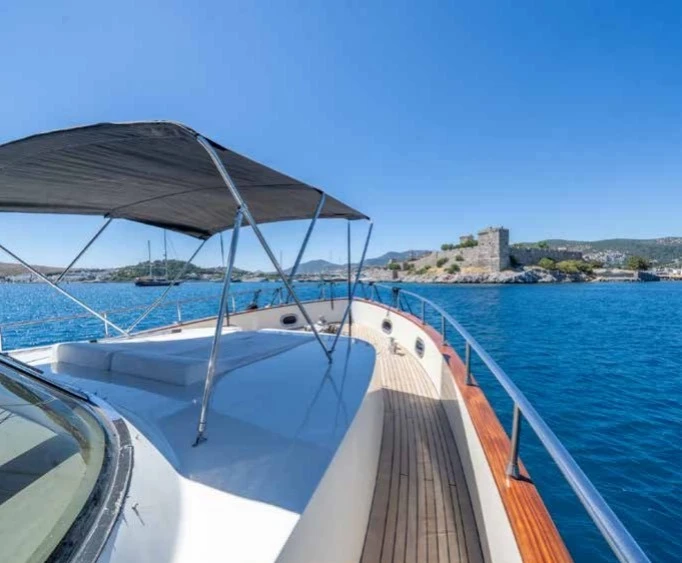 Motorboat rental with or without captain Custom Made Göcek