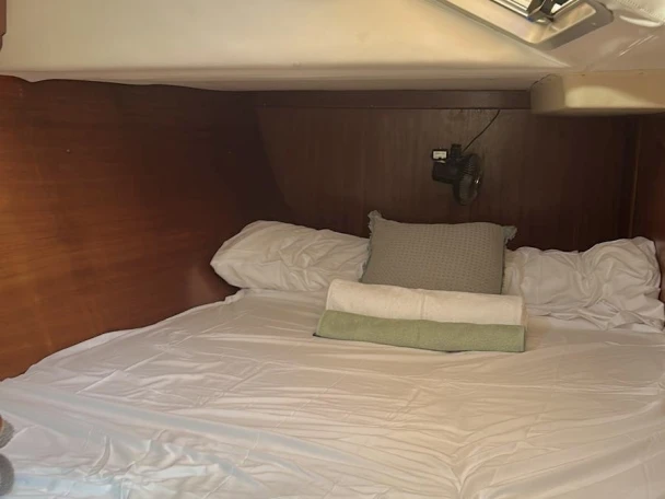 Yacht charter Dénia cheap 39 caribic