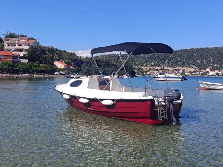 Rent a Adria 500 Cabin Supetarska Draga