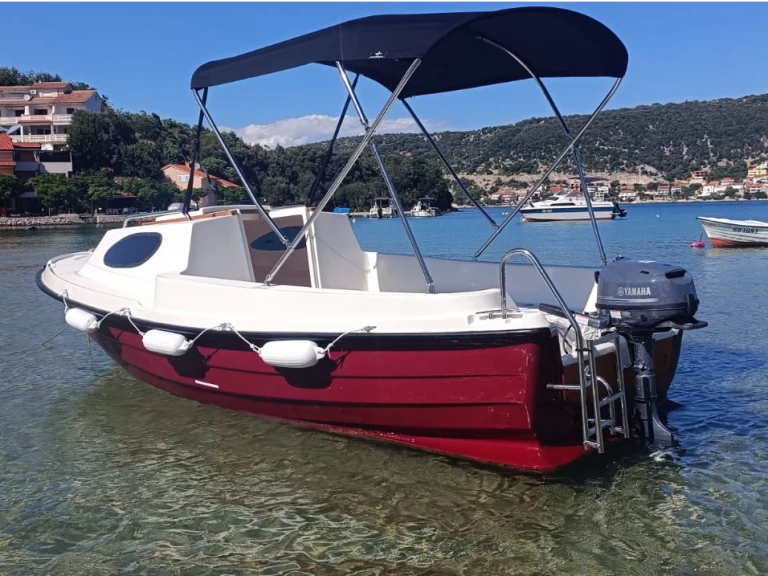 Motorboat rental in Supetarska Draga - Adria 500 Cabin