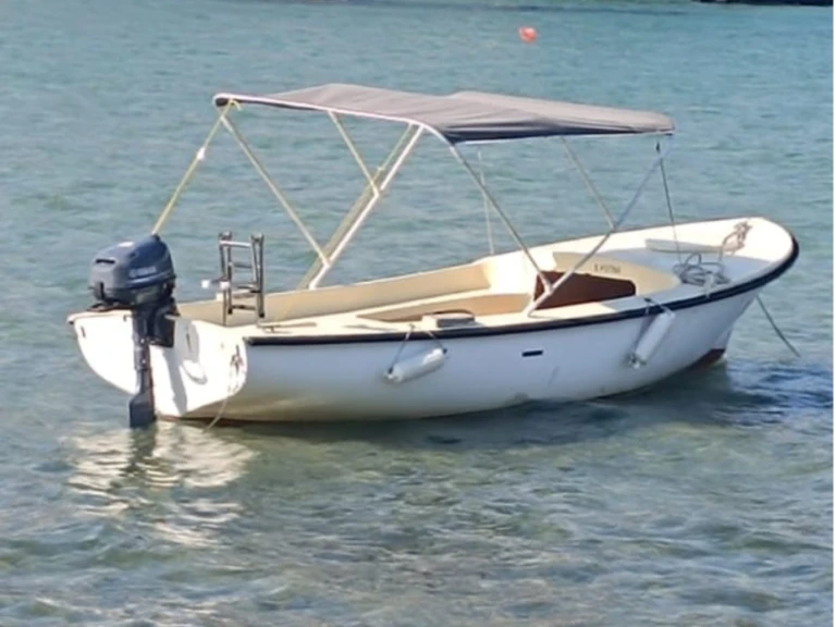 Bareboat Rental Motorboat Elan with a boat licence