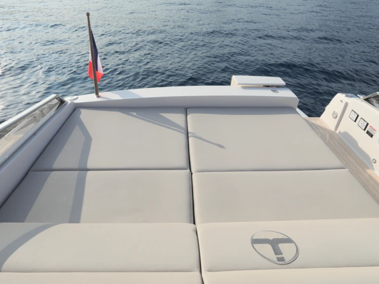 Itama Itama 45 in Saint-Tropez on SamBoat