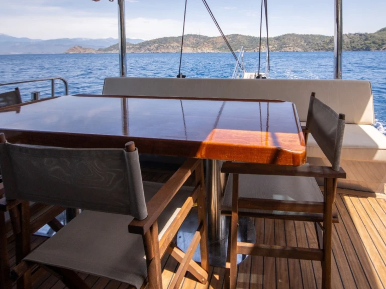 Yacht charter Göcek cheap Custom made