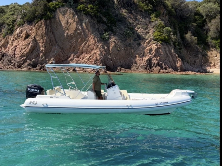 Boat rental Nuova Jolly NJ 700 XL in Propriano on Samboat