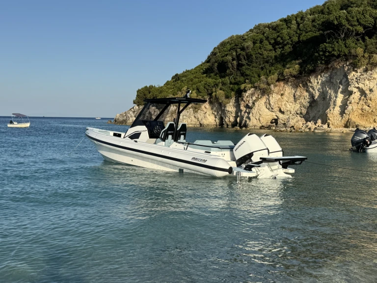 Boat rental Mazziena SP 26 in Zakynthos on Samboat