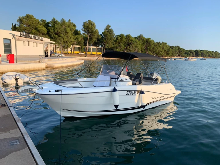 Rent a Jeanneau Cap Camarat 6.5 CC Pula