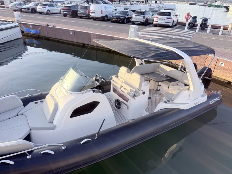 Bareboat Rental RIB Zodiac with a boat licence