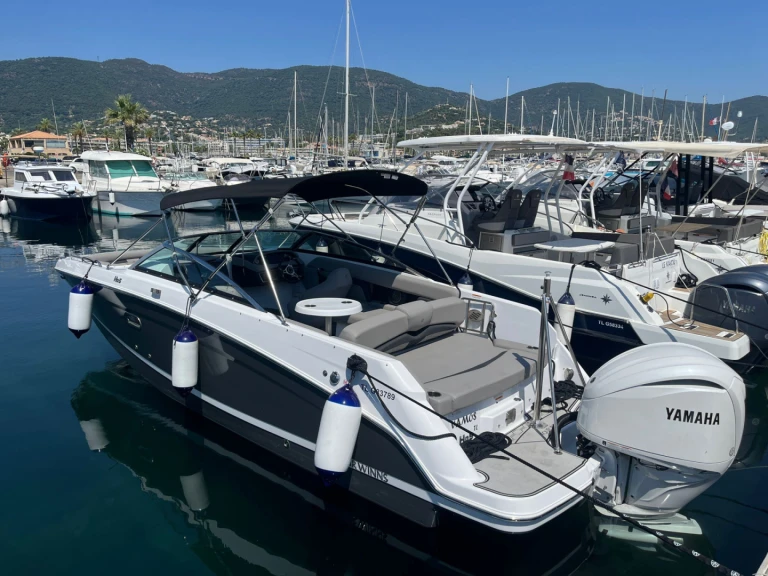 Four Winns HD5 in Cogolin on SamBoat