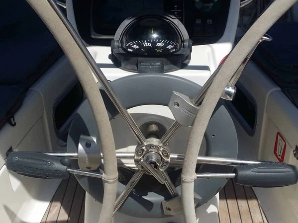 Sailboat rental in Ávdira - Bavaria Bavaria 38